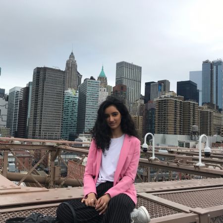 Profilbillede af Simran S- ID: 104201 - Billede nr: 404386