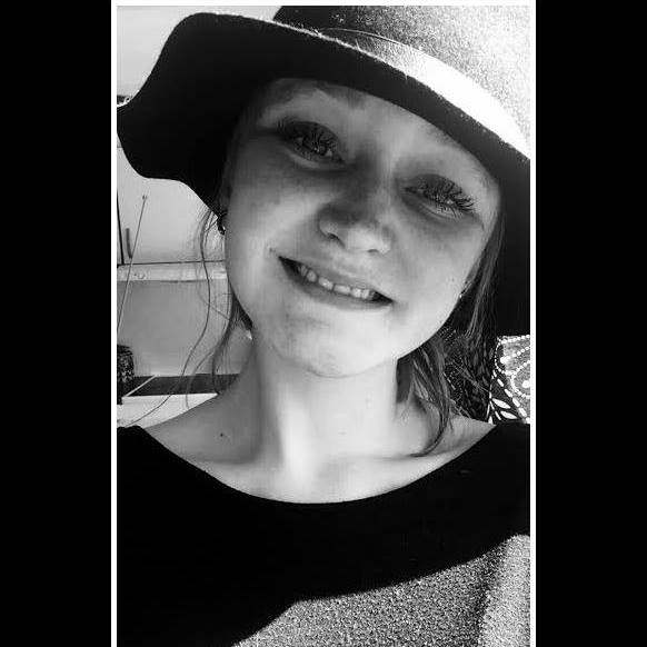 Amalie E, Kvinde, 19 år, Skuespiller, Risskov, Jylland