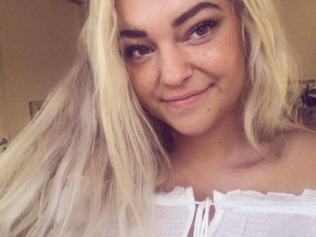 Profilbillede af Julie B- ID: 113375 - Billede nr: 337815