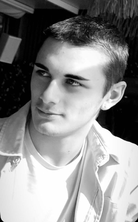 Profilbillede af Joshua M- ID: 117479 - Billede nr: 604554