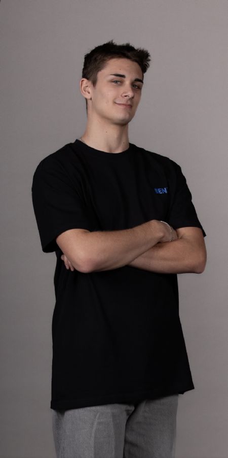 Profilbillede af Joshua M- ID: 117479 - Billede nr: 623177