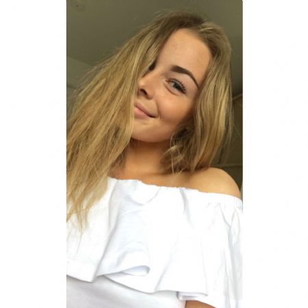 Profilbillede af Henriette R- ID: 119633 - Billede nr: 360471