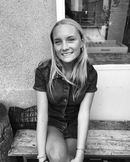 Profilbillede af Julie D- ID: 125378 - Billede nr: 389177