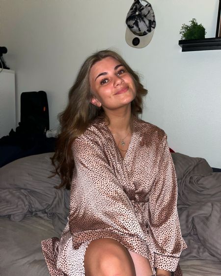 Profilbillede af Alisa L- ID: 125702 - Billede nr: 549237