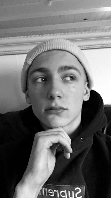 Profilbillede af Simon B- ID: 126535 - Billede nr: 395019
