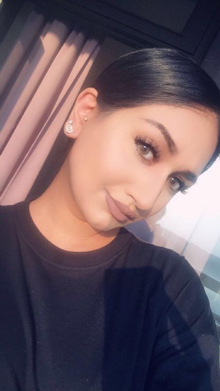 Profilbillede af Hadeeqa B- ID: 126814 - Billede nr: 396709