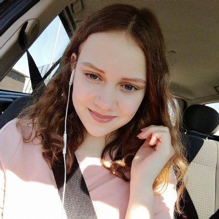 Profilbillede af Laura T- ID: 127477 - Billede nr: 397914