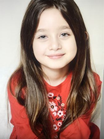 Profilbillede af Azra N- ID: 129380 - Billede nr: 402650