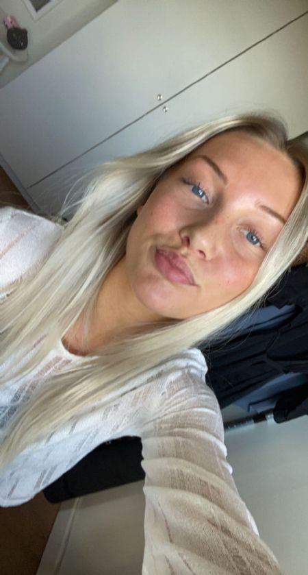 Profilbillede af Zara E- ID: 129998 - Billede nr: 574528