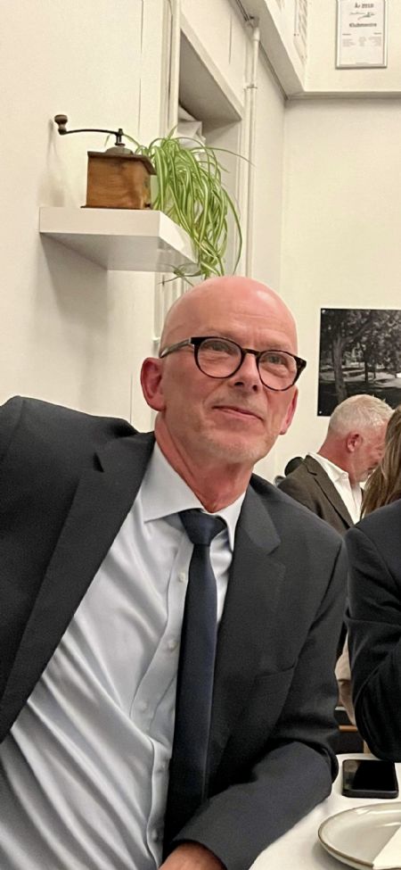 Profilbillede af John S- ID: 130873 - Billede nr: 529141