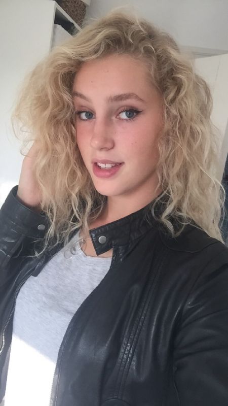 Profilbillede af Clara S- ID: 132174 - Billede nr: 428799