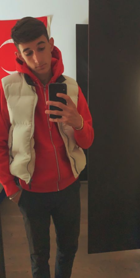 Profilbillede af Nikolaj P- ID: 140676 - Billede nr: 444462