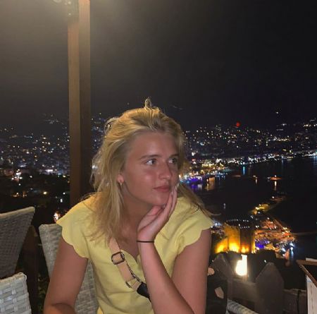 Profilbillede af Julie K- ID: 141797 - Billede nr: 447446