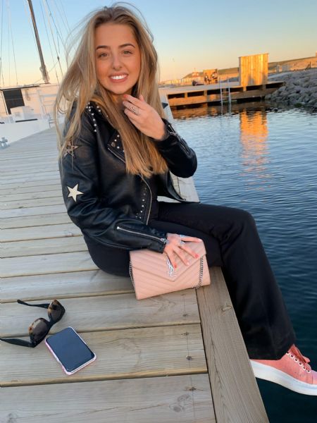 Profilbillede af Amanda C- ID: 142214 - Billede nr: 473688