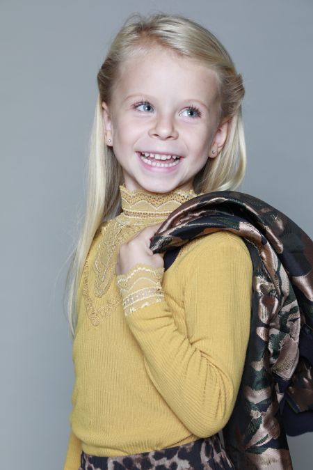 Profilbillede af Elina M- ID: 145621 - Billede nr: 462250