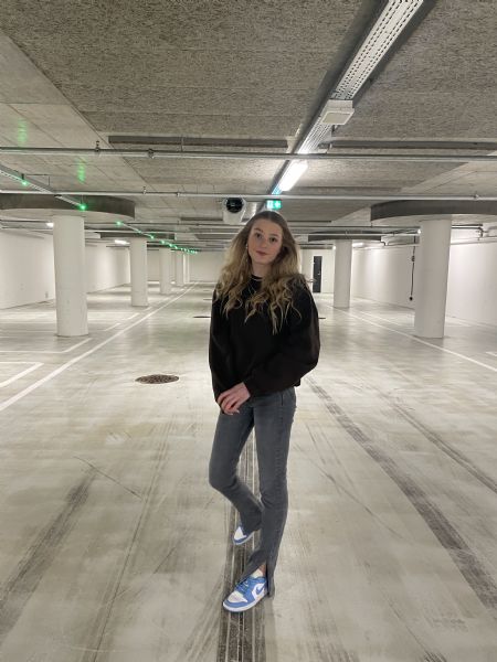 Profilbillede af Laura R- ID: 146108 - Billede nr: 470254