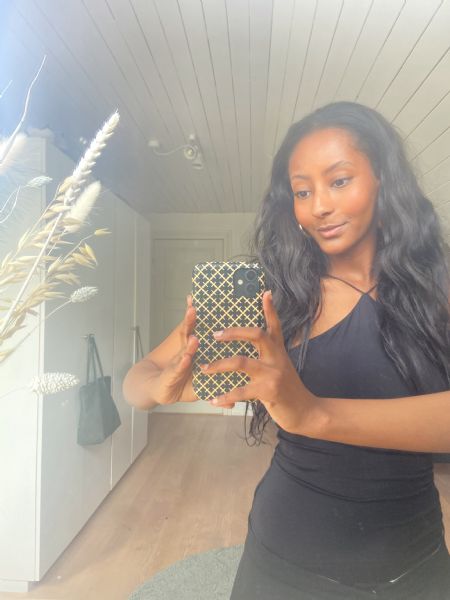 Profilbillede af Olivia R- ID: 147665 - Billede nr: 563692