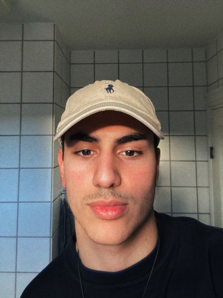 Profilbillede af Zolfaqar S- ID: 148073 - Billede nr: 469357