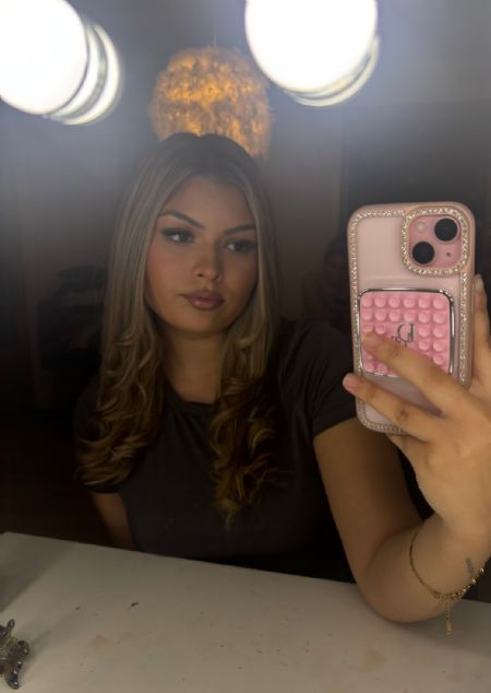 Profilbillede af Emmely H- ID: 156314 - Billede nr: 639794