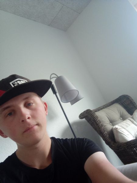 Profilbillede af Mikkel L- ID: 161880 - Billede nr: 540194