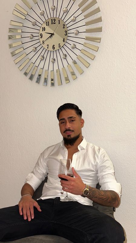Profilbillede af Yashar N- ID: 162089 - Billede nr: 555513
