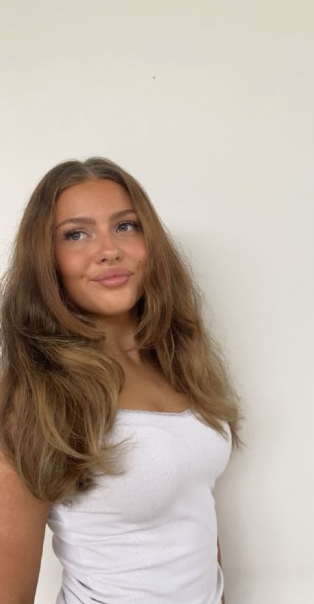 Profilbillede af Clara E- ID: 163460 - Billede nr: 585434