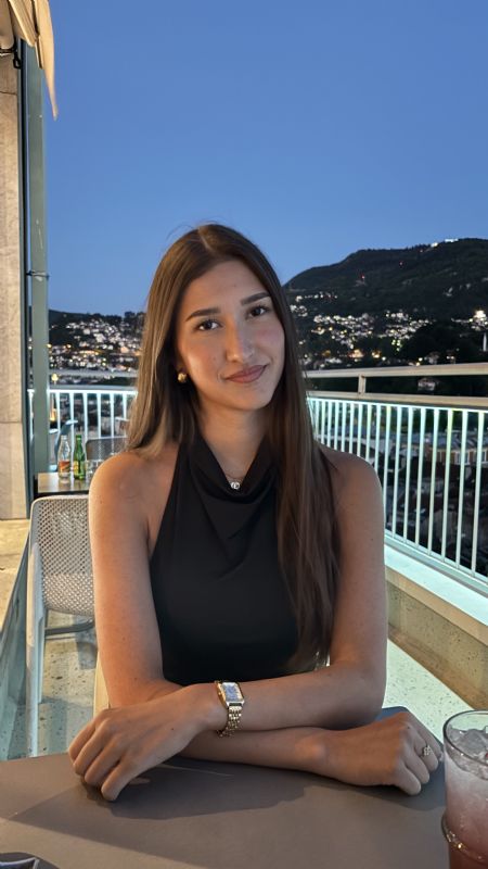 Profilbillede af Emina R- ID: 163535 - Billede nr: 684125