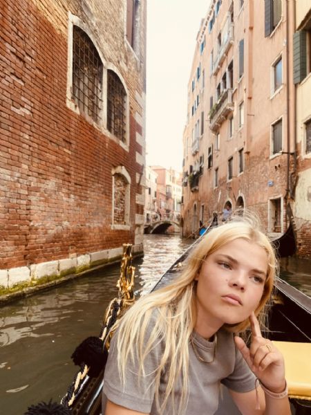 Profilbillede af Olivia E- ID: 164192 - Billede nr: 532824