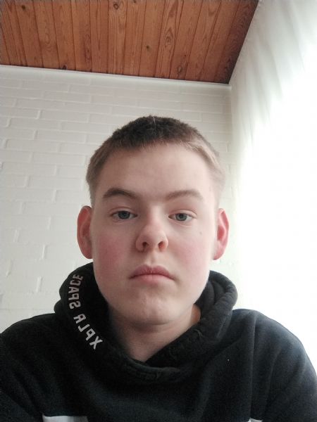 Profilbillede af Simon S- ID: 164237 - Billede nr: 533086