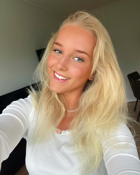 Profilbillede af Julie W- ID: 169180 - Billede nr: 552010