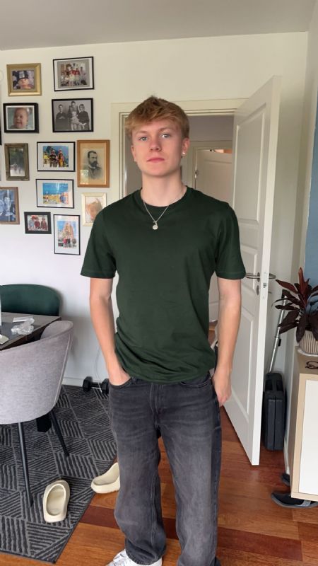 Profilbillede af Adam O- ID: 1727786 - Billede nr: 580663