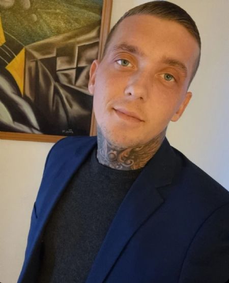 Profilbillede af Julian S- ID: 1729361 - Billede nr: 585842