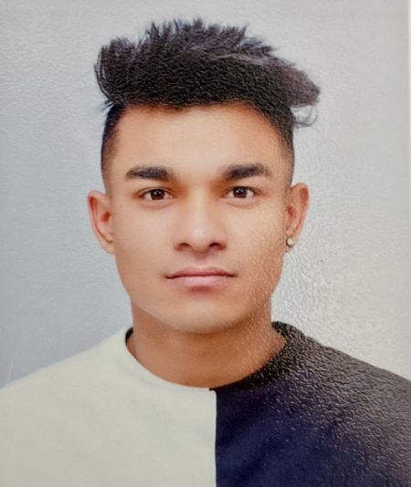 Profilbillede af Binod S- ID: 1729725 - Billede nr: 587789