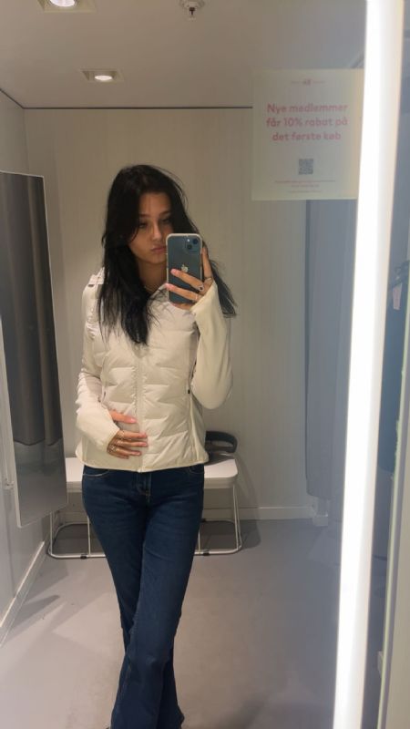 Profilbillede af Laura A- ID: 1729832 - Billede nr: 588270