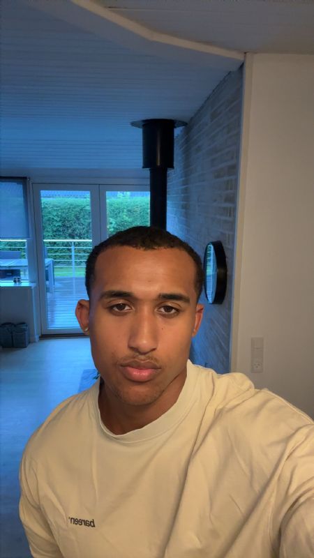 Profilbillede af Jean P- ID: 1729847 - Billede nr: 677577