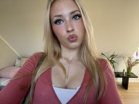 Profilbillede af Sigrid L- ID: 1730207 - Billede nr: 677836
