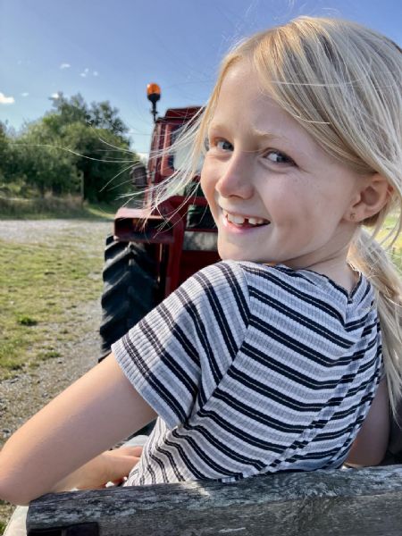 Profilbillede af Elin L- ID: 1730975 - Billede nr: 598589