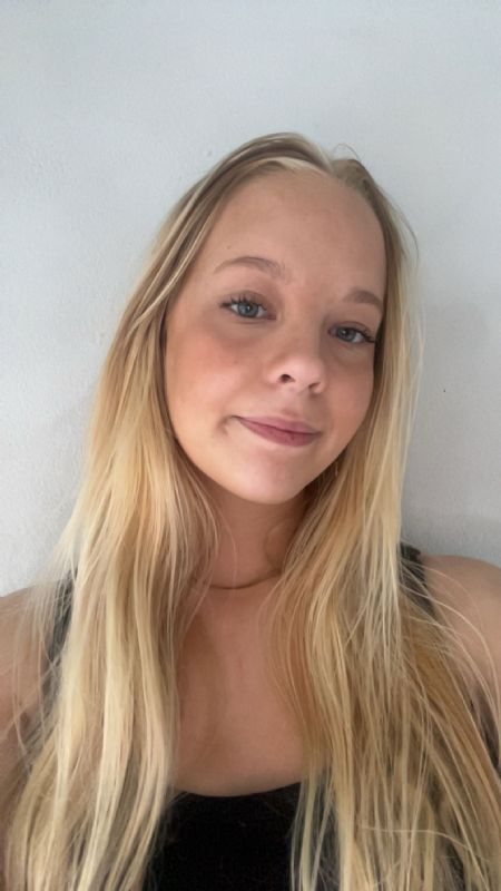 Profilbillede af Esther L- ID: 1734524 - Billede nr: 610596