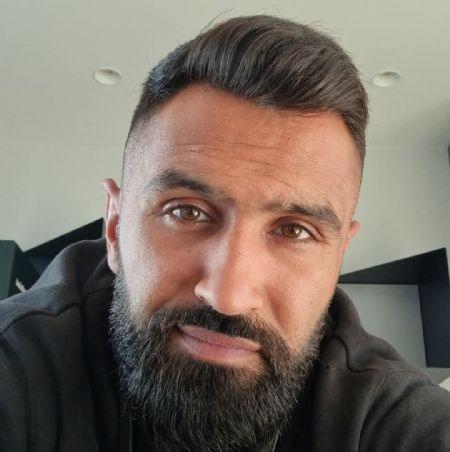 Profilbillede af Neuzat Y- ID: 1734798 - Billede nr: 609799