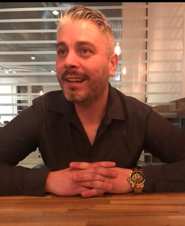 Profilbillede af Orhan Y- ID: 1736716 - Billede nr: 618318
