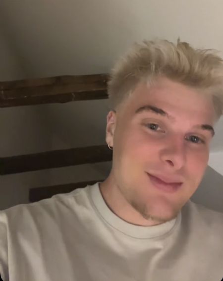 Profilbillede af Oscar M- ID: 1737518 - Billede nr: 683016