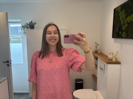 Profilbillede af Alberte J- ID: 1737827 - Billede nr: 675901