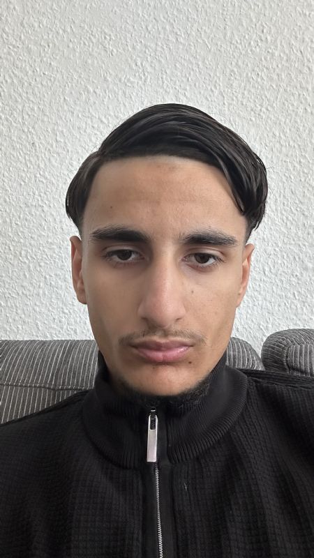 Profilbillede af Issa B- ID: 1740157 - Billede nr: 635320