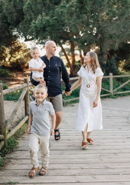 Profilbillede af Larsen, Familieprofil - ID: 1740166 - Billede nr: 635382