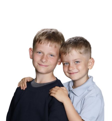 Profilbillede af Brødrene R, Familieprofil - ID: 1742093 - Billede nr: 681246
