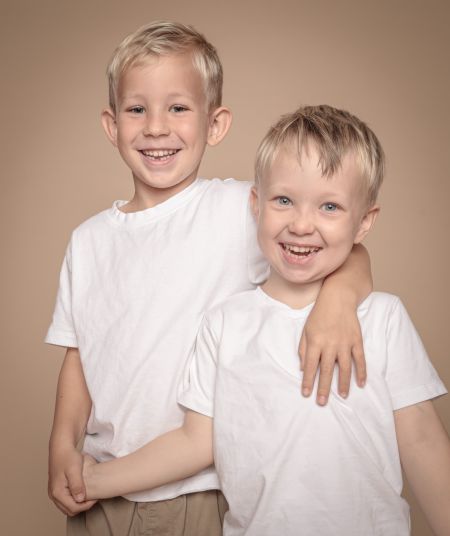 Profilbillede af Henriksen, Familieprofil - ID: 1742361 - Billede nr: 645717