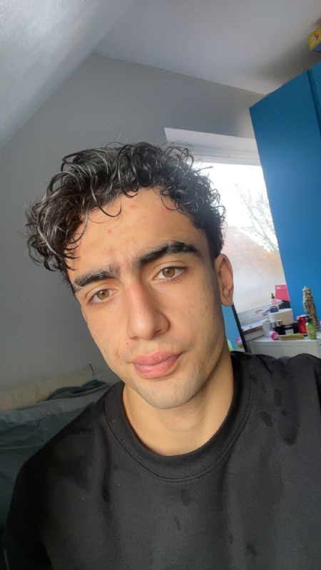 Profilbillede af Ali E- ID: 1742440 - Billede nr: 645975