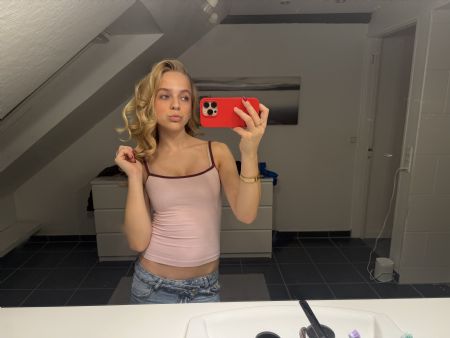 Profilbillede af Clara N- ID: 1743562 - Billede nr: 649866