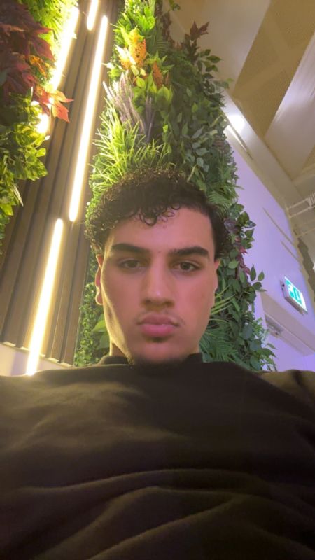 Profilbillede af Arshan A- ID: 1744678 - Billede nr: 653588