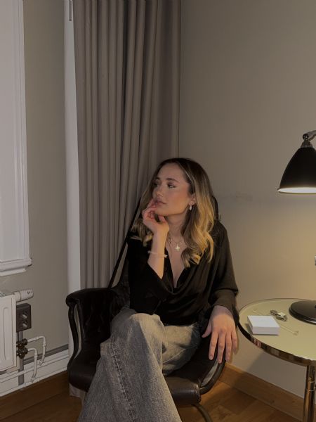 Profilbillede af Erola C- ID: 1744899 - Billede nr: 654435